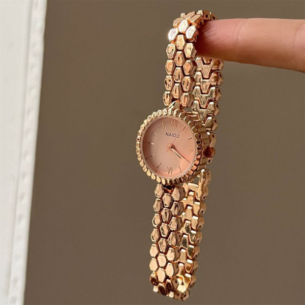 Женские часы CJT21835