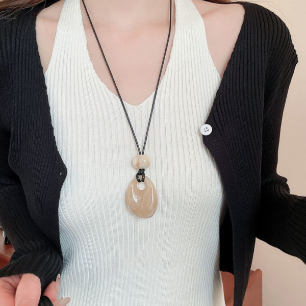 Этническое колье на шнуре с каплей под натуральный малахит CJR74317