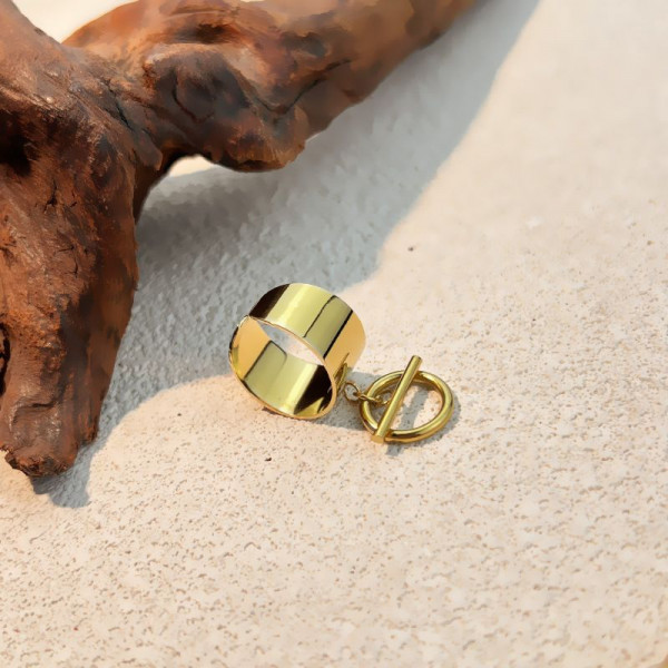 Широкое гладкое кольцо-манжет CJM18942