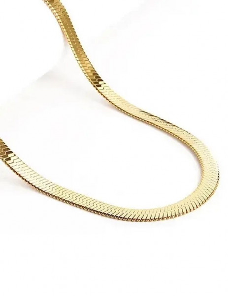 Широкая плоская цепочка с плетением «змея» и золотым напылением J10086CJJ