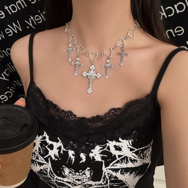 Многослойная Цепочка с каскадом подвесок в виде крестов CJL19695