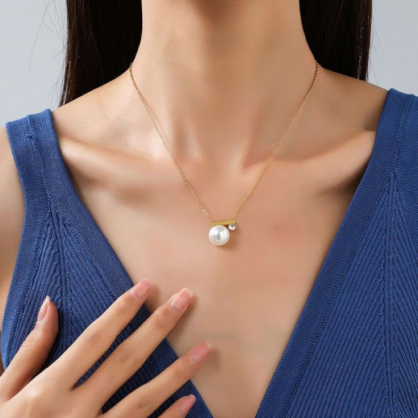 Золотистая цепочка с подвеской-жемчужиной CJL21929