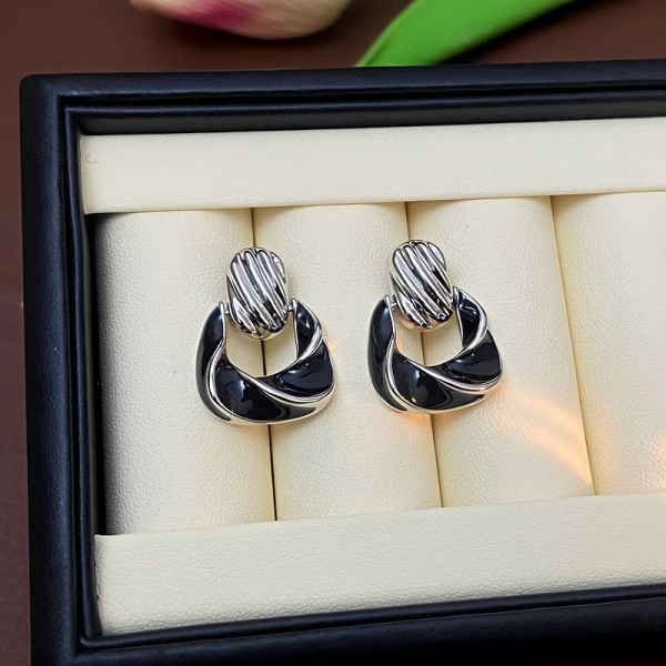 Ювелирные серьги CJP62481