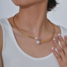 Колье-обруч золотистое с жемчугом CJL91401