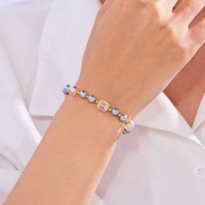 Браслет из жемчужных и сиреневых бусин CJT11409