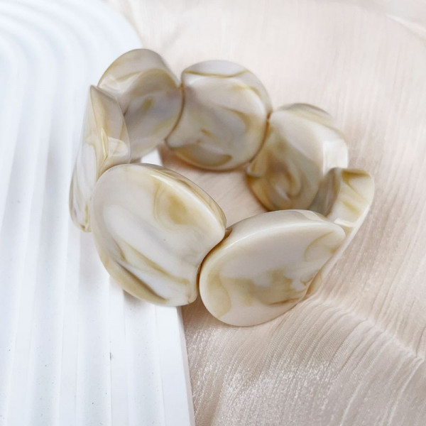 Браслет жесткий комбинированный с имитацией дерева и металла CJR57069