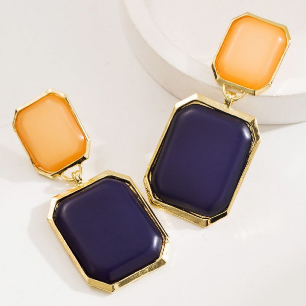 Крупные висячие серьги с прямоугольными акриловыми звеньями CJH87333