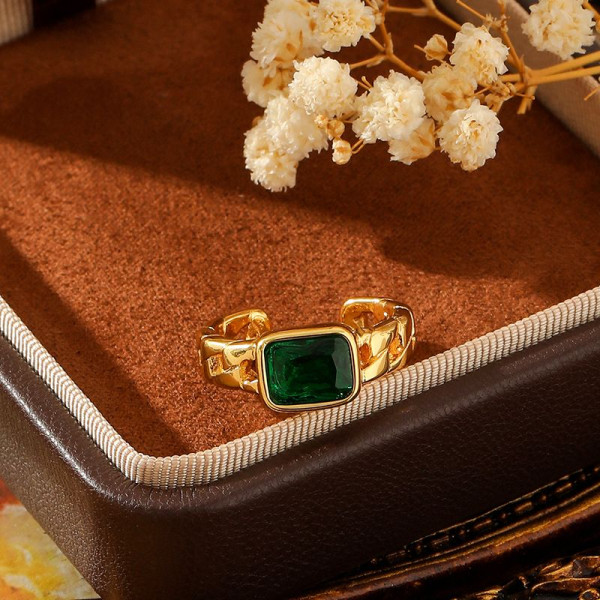 Кольцо с квадратным зеленым камнем в винтажном стиле CJN90721