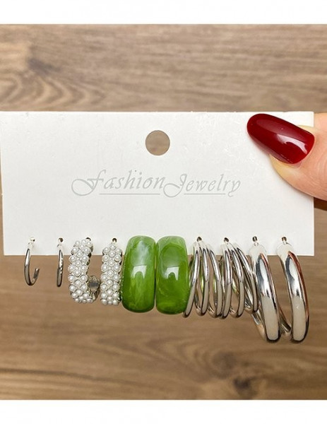 Сет серебристых серег конго с зеленым акрилом и жемчужным декором M19060