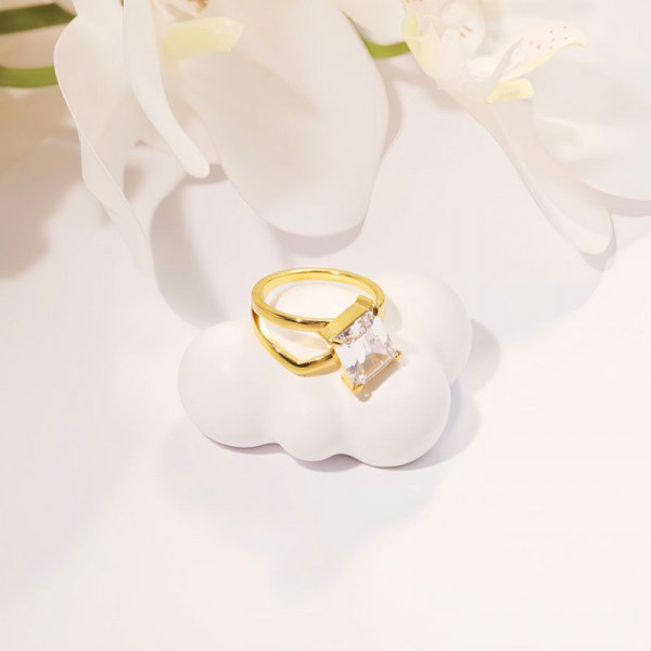 Минималистичное кольцо в форме ломаной линии CJP80269