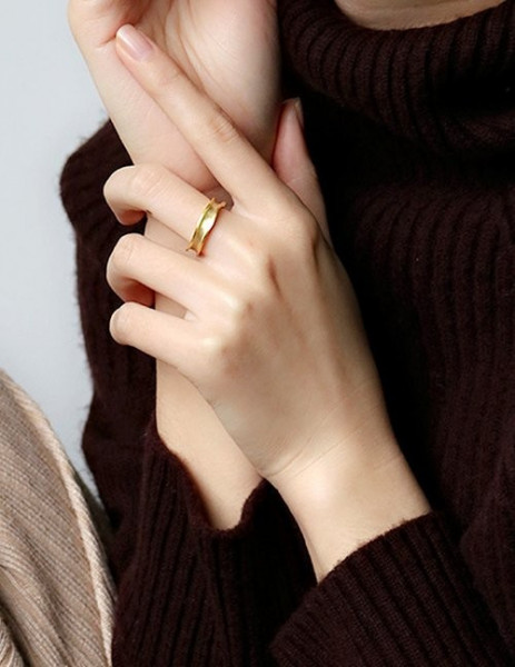 Ювелирное кольцо Z05590