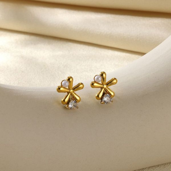 Серьги-пусеты Прямоугольники «Мятый металл» с жемчугом CJL47119