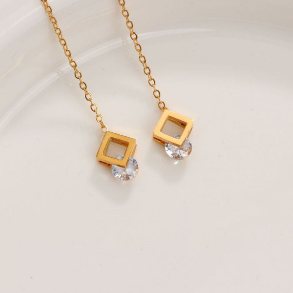 Золотистые серьги-протяжки Сердца CJH32652