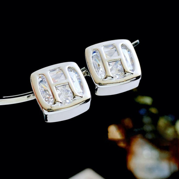 Ювелирные серьги CJT02376