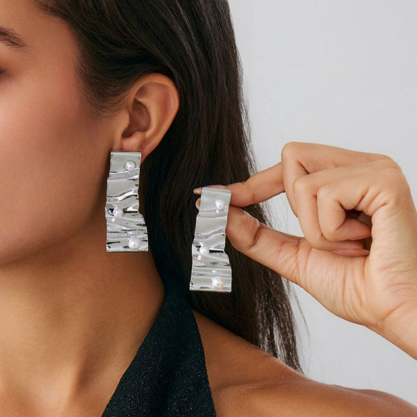 Серьги-гвоздики CJN79329