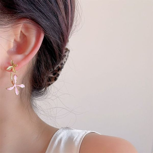 Серьги гвоздики с розовыми лилиями и бабочками CJL47320