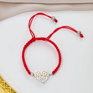 Браслет плетеная нить с ажурным серебристым сердцем CJQ92914