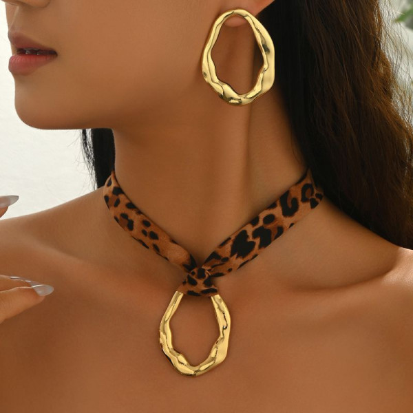 Комплект бижутерии CJT17556