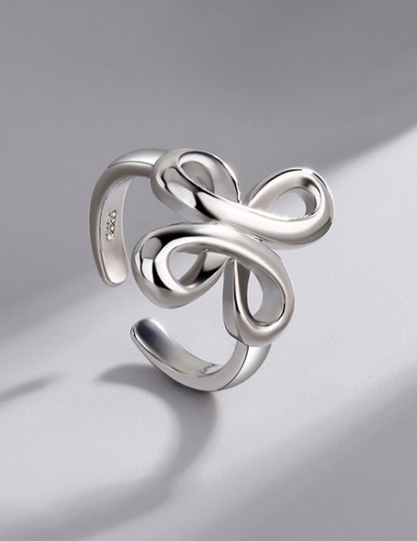 Ювелирное кольцо Z05592