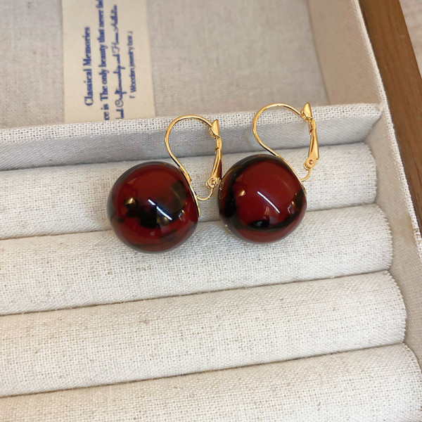 Серьги-кольца с объемными сферами CJR74917