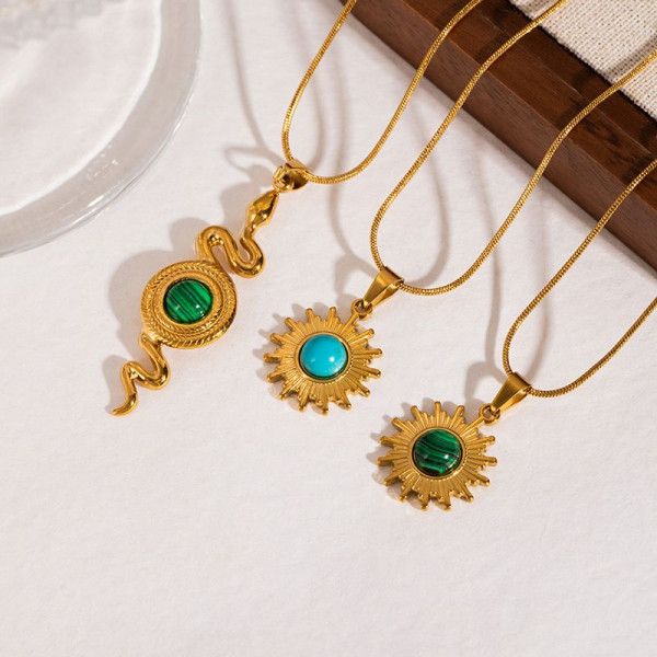 Колье из стали CJN43122