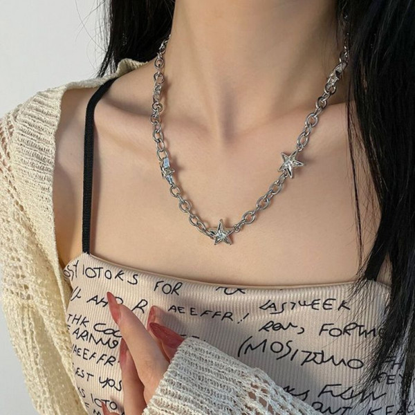 Серебристая цепочка с ажурными подвесками-звездами CJH67708