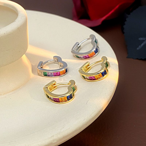 Серьги-конго с разноцветной дорожкой CJL32510