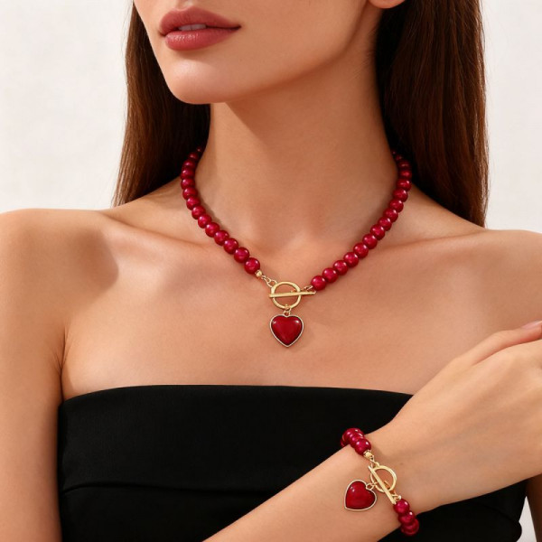 Бусы из красного агата с подвеской в форме сердца CJT18729