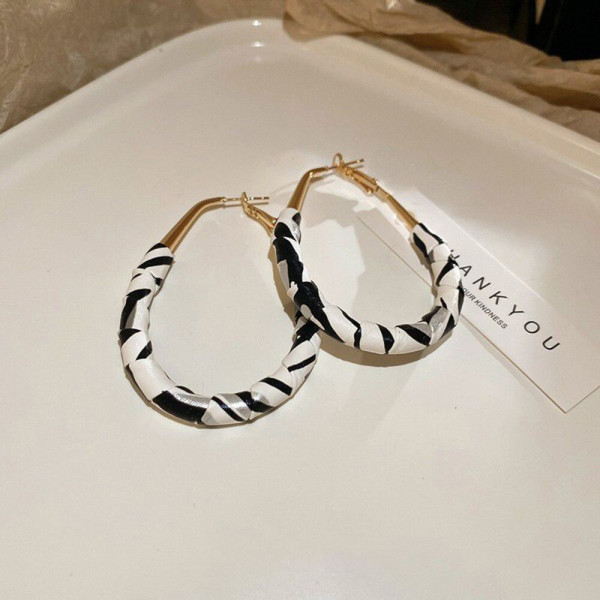 Серьги CJ09900