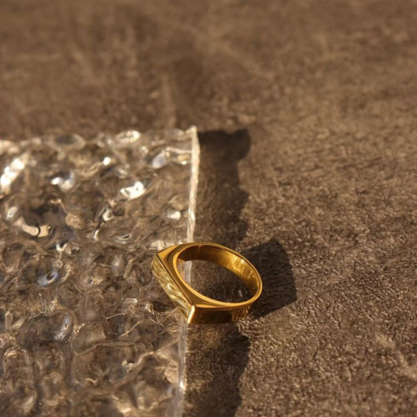 Геометрическое кольцо с плоской прямоугольной площадкой J11111CJJ