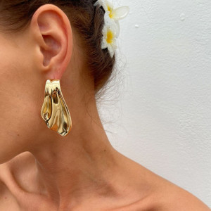 Авангардные пусеты Объемные петли CJL85671