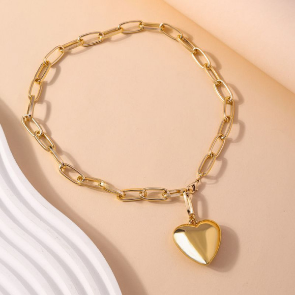Крупная золотистая цепь с подвеской-сердцем CJH14773