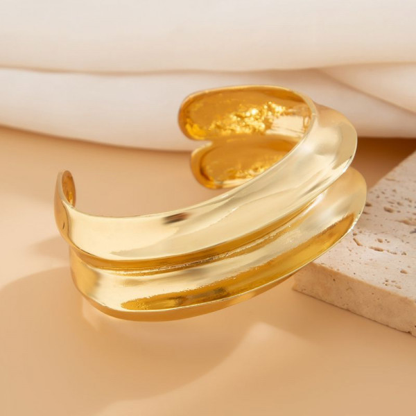 Жесткий браслет CJH72394