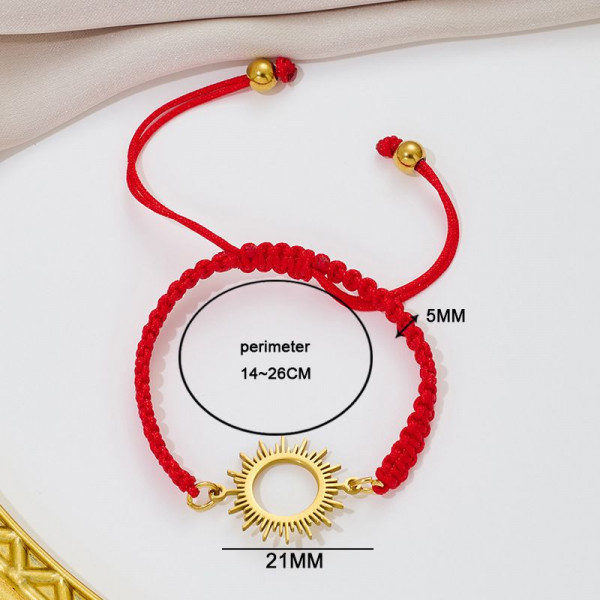 Браслет плетеная нить с серебристым ажурным солнцем CJQ65914