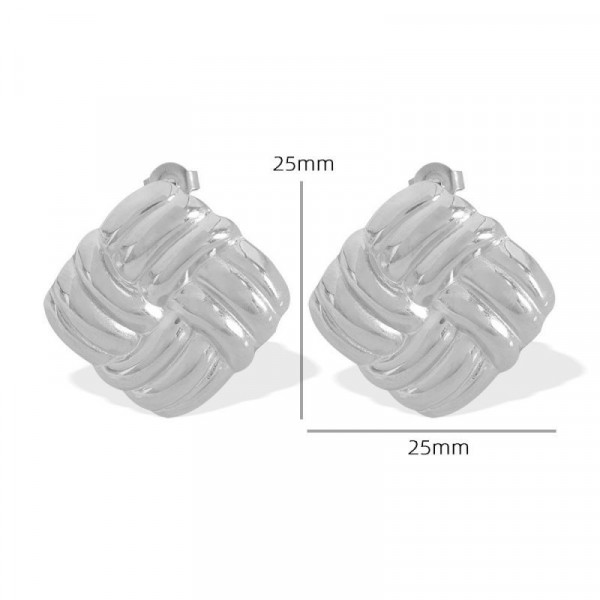 Серьги-пусеты Плетеные кубы CJL90479