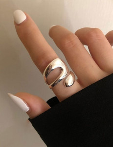 Кольцо разомкнутое с двумя объемными каплями L11575