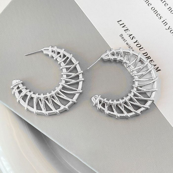 Классические золотистые серьги-конго CJM71047