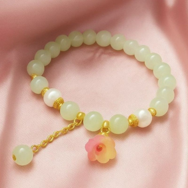 Браслет нежный жадеит с цветочной подвеской J11045CJJ