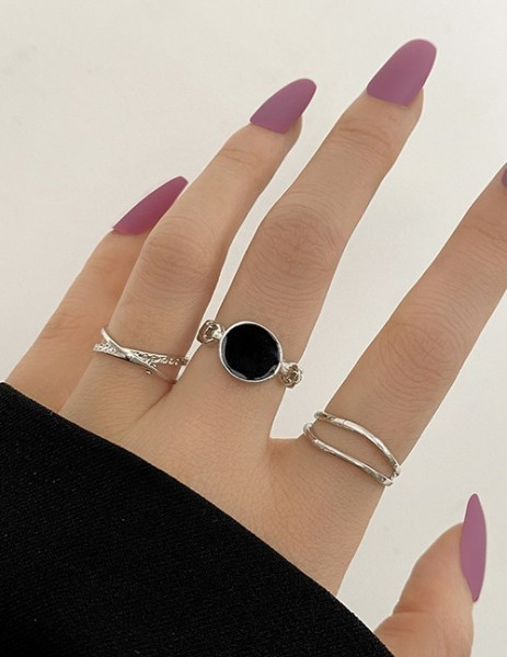 Кольцо с круглой черной вставкой в наборе G31766