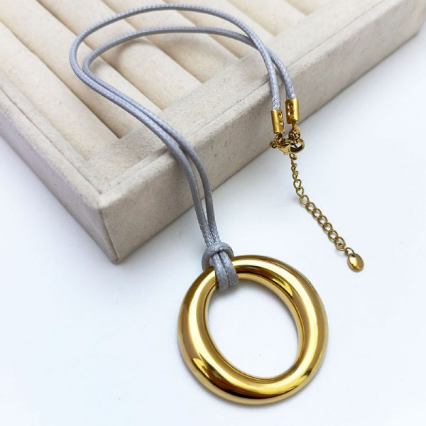 Текстильная цепочка с подвеской в виде гладкого кольца CJR66541