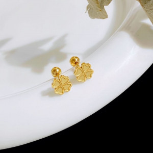 Золотистые серьги-пусеты Клевер CJC98482