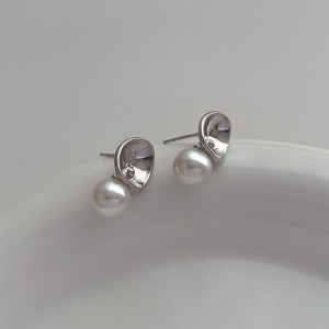 Серьги-пусеты «Чаши» с жемчугом M86929