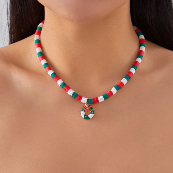 Новогодний чокер из красно-белых бусин с Сантой CJR81832