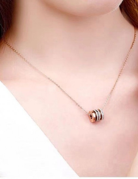 Тройное стальное колье с римскими цифрами и кольцами A66401