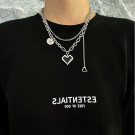 Многослойное колье с подвеской-рамкой и контурным сердцем CJH78409