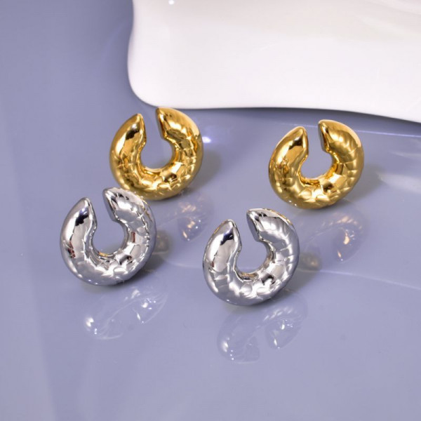 Серебристые каффы с жатой текстурой CJH14870