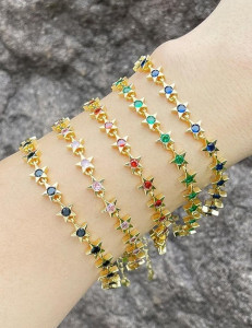 Браслет с цветочными звеньями и яркими кристаллами R42730