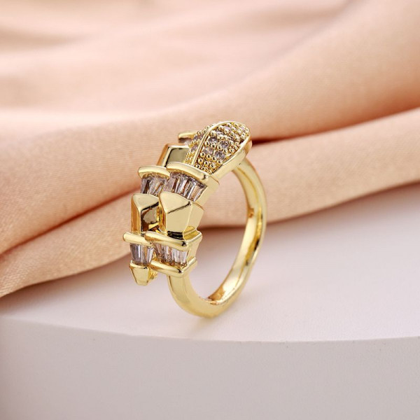 Кольцо медь с напылением золотом и фианитами змея 1J11980CJJ