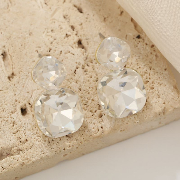 Серьги-гвоздики CJR70805