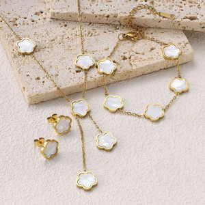 Стальной комплект бижутерии CJM70517